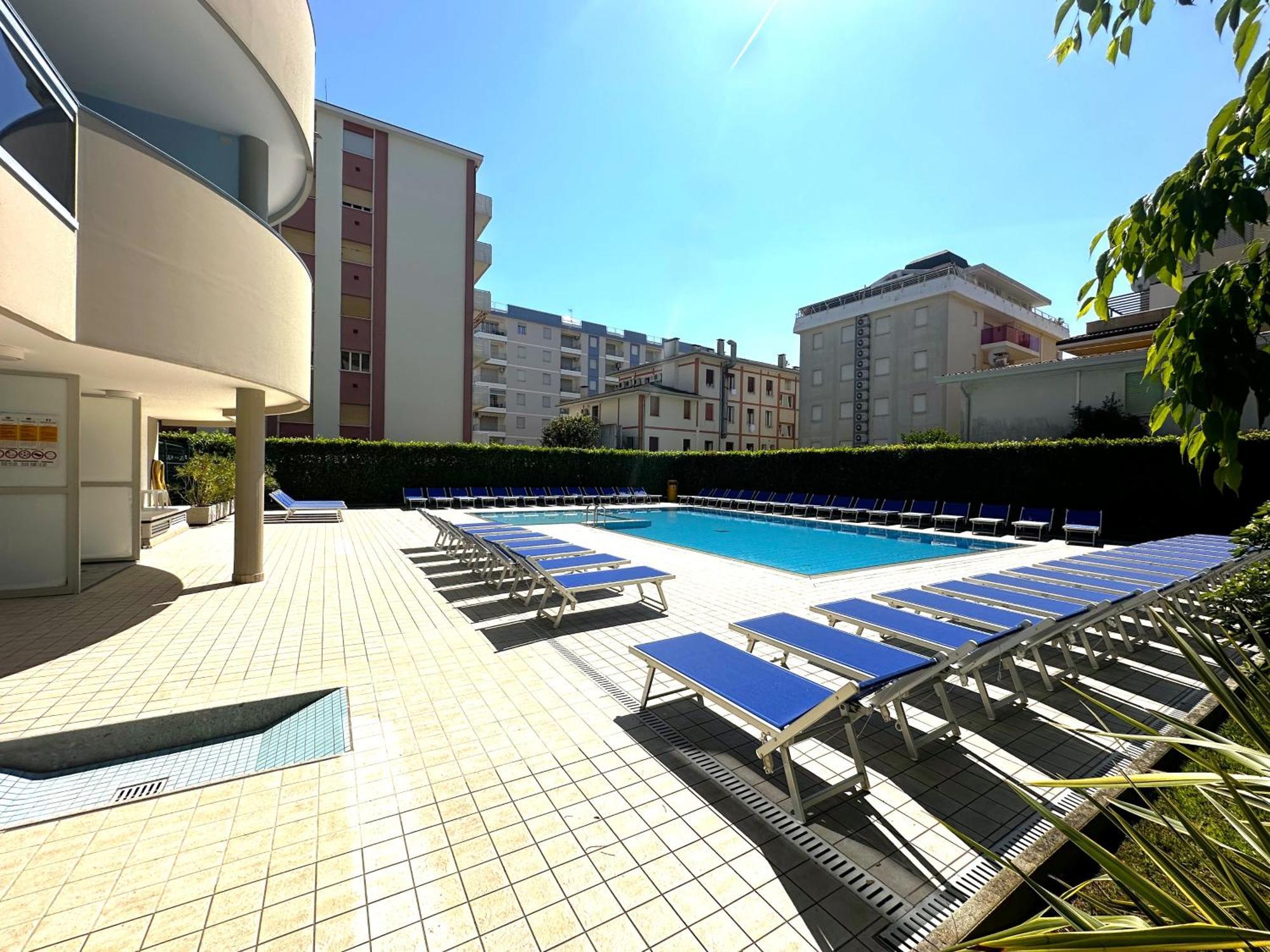 Residence Eurostar بيبيوني المظهر الخارجي الصورة