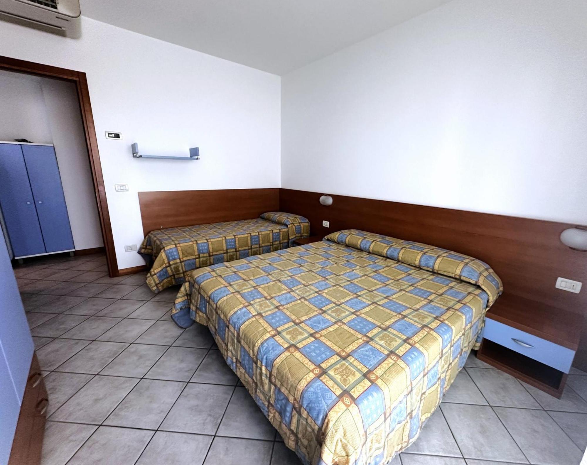 Residence Eurostar بيبيوني المظهر الخارجي الصورة